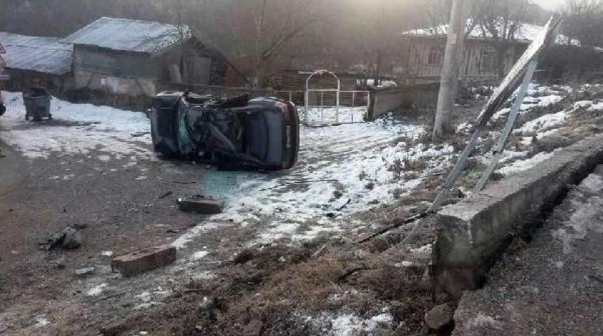 Kastamonu'da Otomobil Takla Attı: 2 Yaralı
