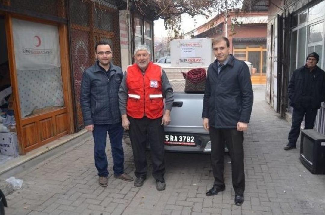 Evde &Ccedil;ıkan Yangında Faciaya Ramak Kaldı