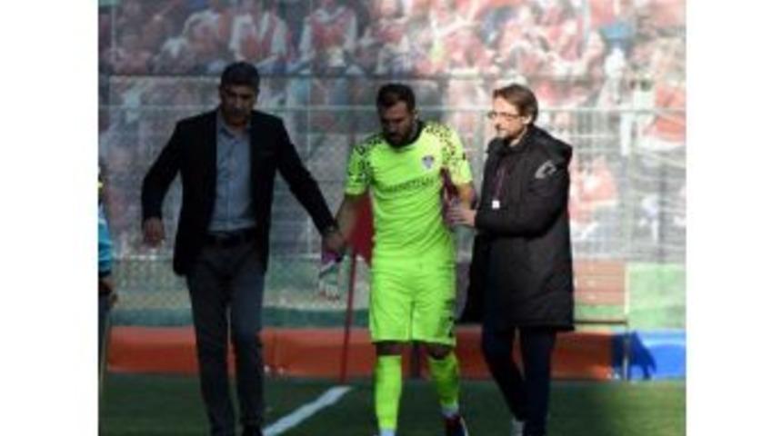 Manisaspor'da İsmail &Uuml;z&uuml;nt&uuml;s&uuml;