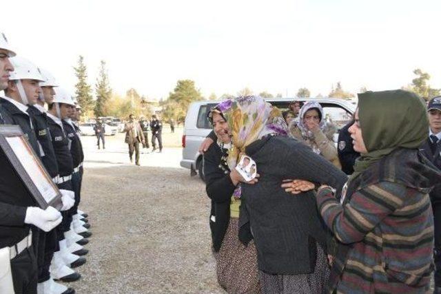 Adana Şehitlerini Uğurladı (2)