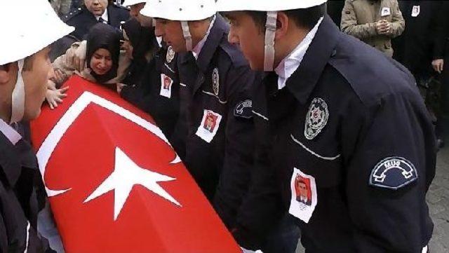 Muşlu Şehit Polis Türkçe Ve Kürtçe Ağıtlarla Uğurlandı