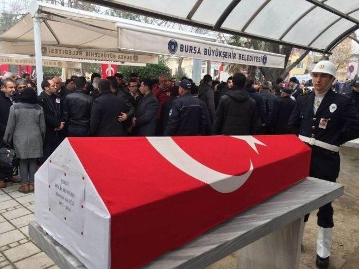 İkizini Gözyaşlarıyla Uğurladı G2