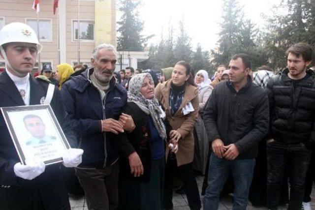 Şanlıurfa'da Şehit Polisler Için Tören (2)