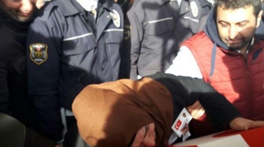 Başkent Şehidini Uğurladı