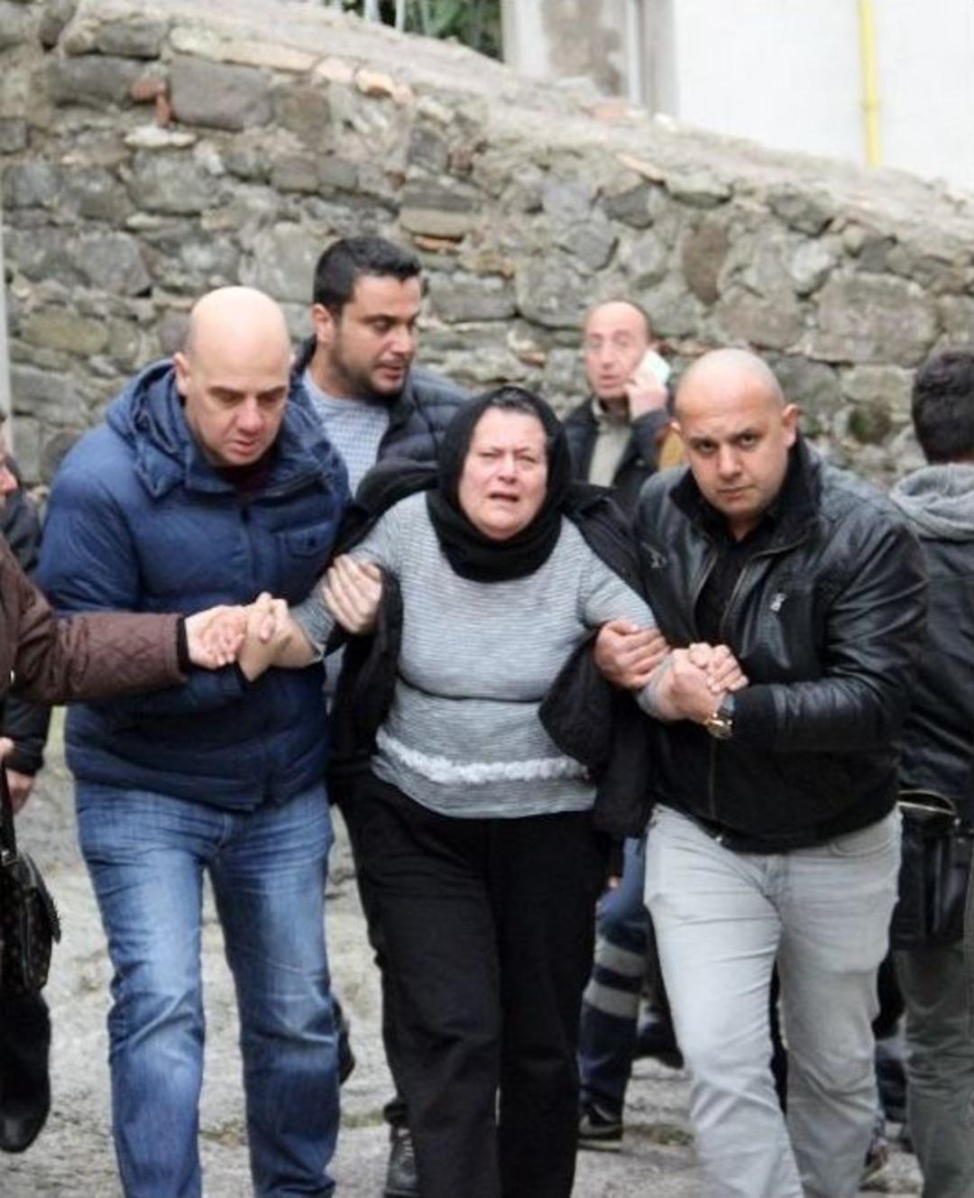 Şehit Emniyet M&uuml;d&uuml;r&uuml; Vefa Karakurdu Son Yolculuğuna Uğurlanıyor