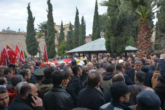 Terör Kurbanı Tıp Öğrencisi Berkay Memleketi Sinop'ta Toprağa Verildi