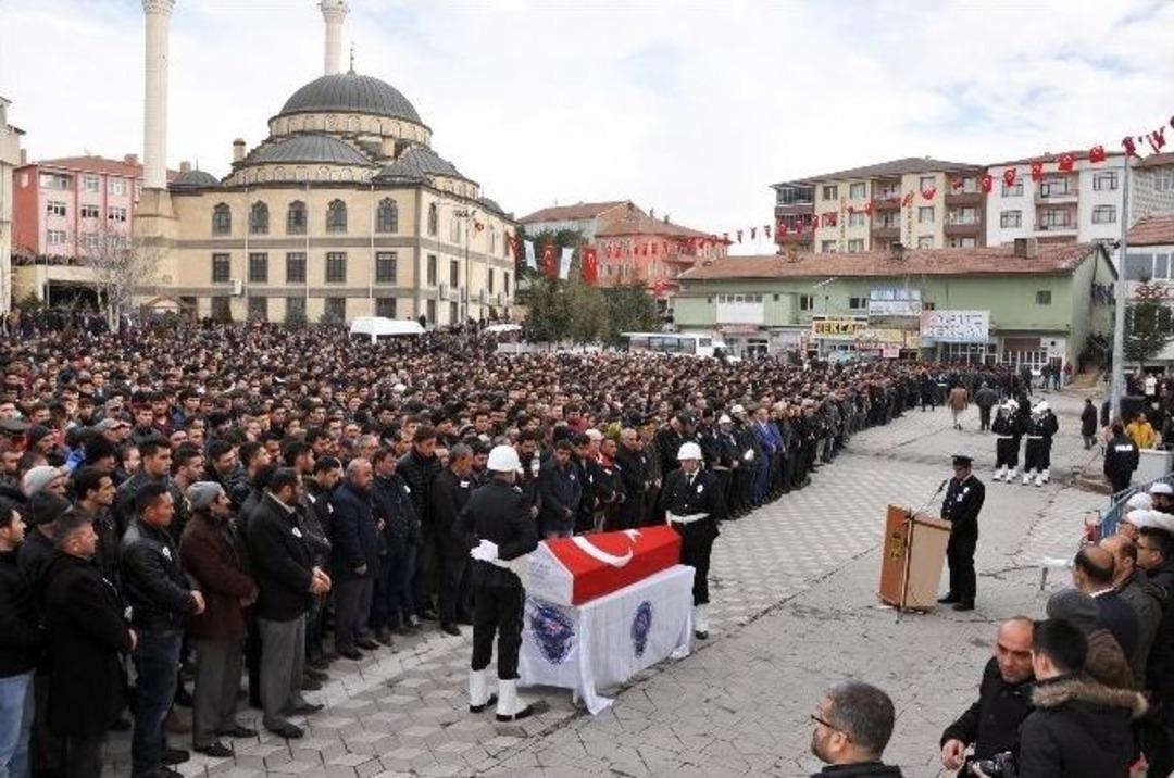 Şehit Polis Memuru Ahmet Alan Son Yolculuğuna Uğurlandı