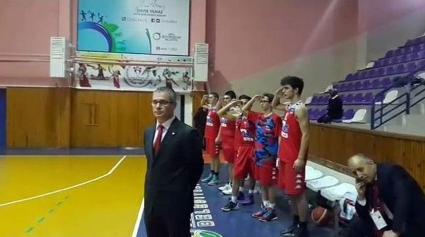 Liselilerden Anlamlı Protesto