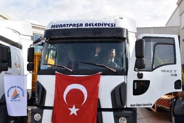 Muratpaşa Belediyesi Ara&ccedil; Filosunu G&uuml;&ccedil;lendirdi 1