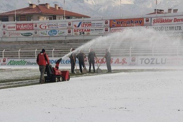 Erzincan Şehir Stadı Galatasaray Ma&ccedil;ına Hazırlanıyor 3