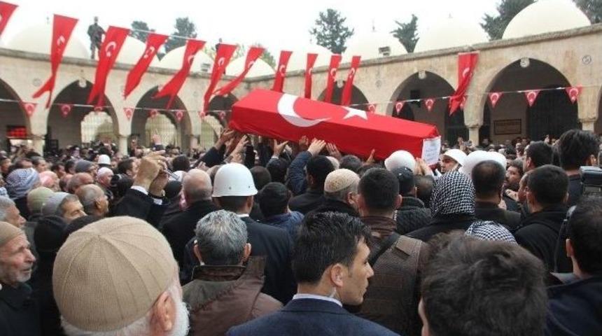 Şanlıurfa Şehidini Uğurluyor