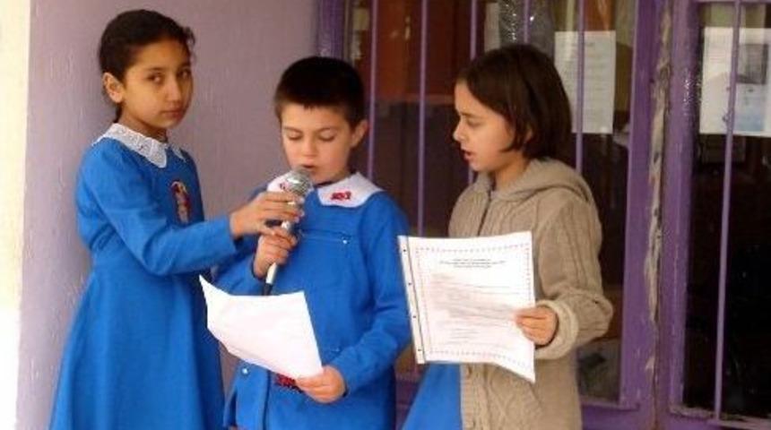 Minik &Ouml;ğrenciler İnsan Hakları Haftasını Kutladı