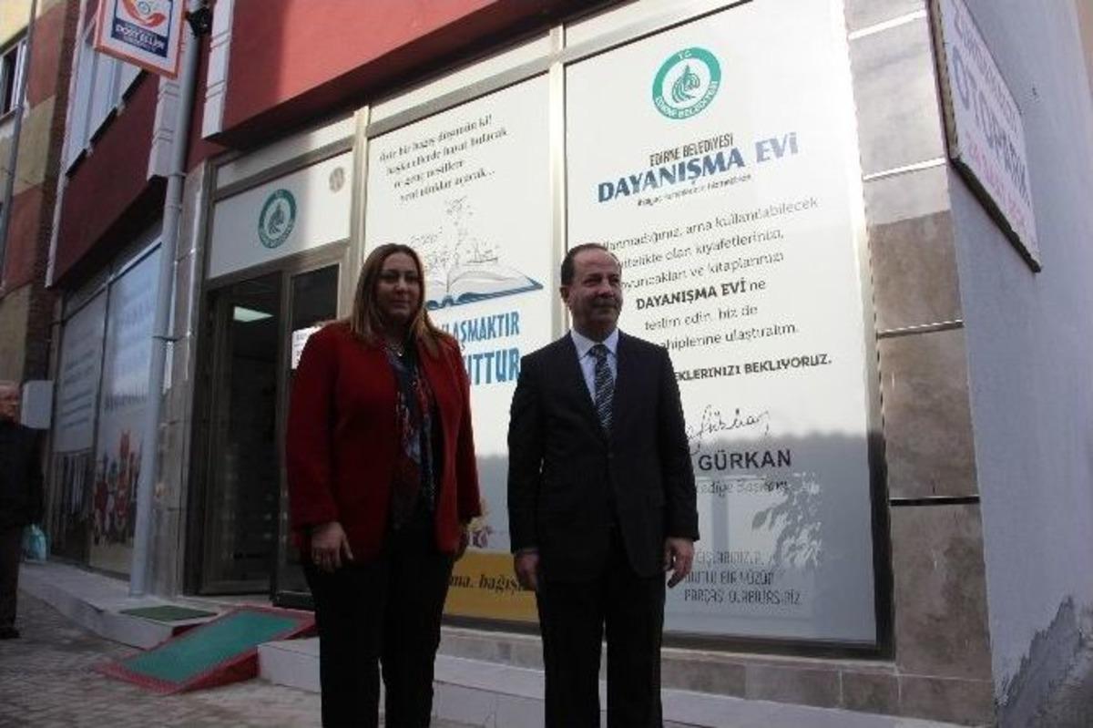 Bu Evde Her Şey &Uuml;cretsiz