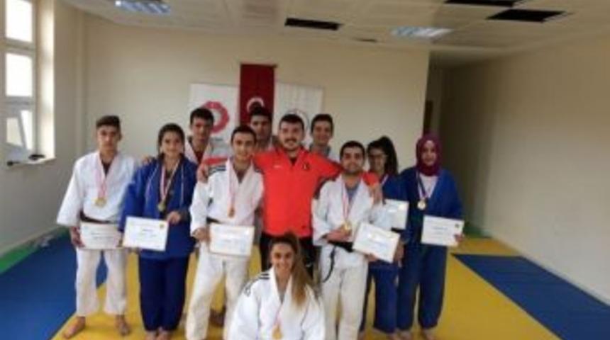 Okullararası Judo&rsquo;da Dereceye Giren Sporcular Belli Oldu