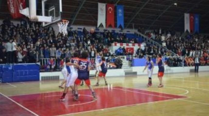 Liselerarası Basketbol Şampiyonası Sona Erdi
