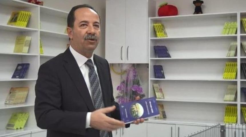 Başkan G&uuml;rkan: Ne Kadar &Ccedil;ok Kitap &Ccedil;alınırsa O Kadar Mutlu Oluruz