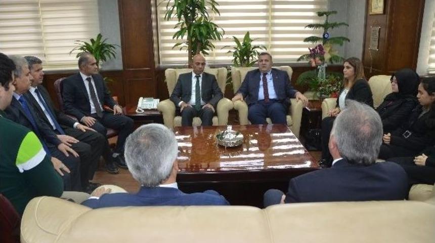 Milli Eğitim M&uuml;d&uuml;rlerinden, Emniyet M&uuml;d&uuml;rl&uuml;ğ&uuml;ne Taziye Ziyareti