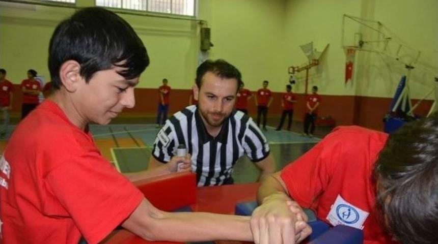 Bilek G&uuml;reşleri Kıyasıya Ge&ccedil;ti