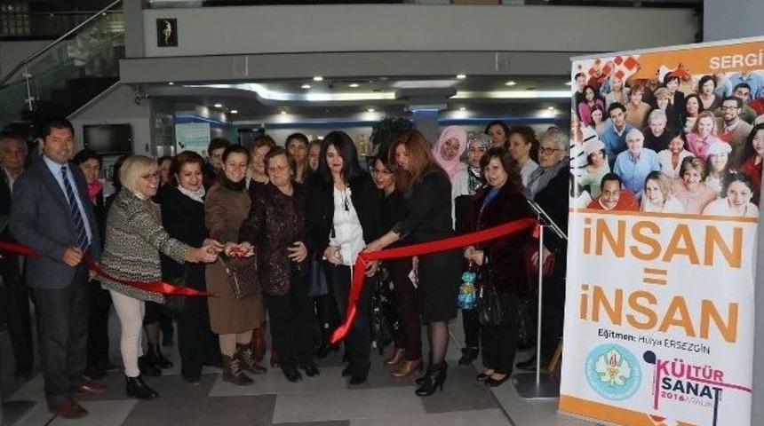 İnsan Hakları G&uuml;n&uuml;&rsquo;ne &Ouml;zel Resim Sergisi