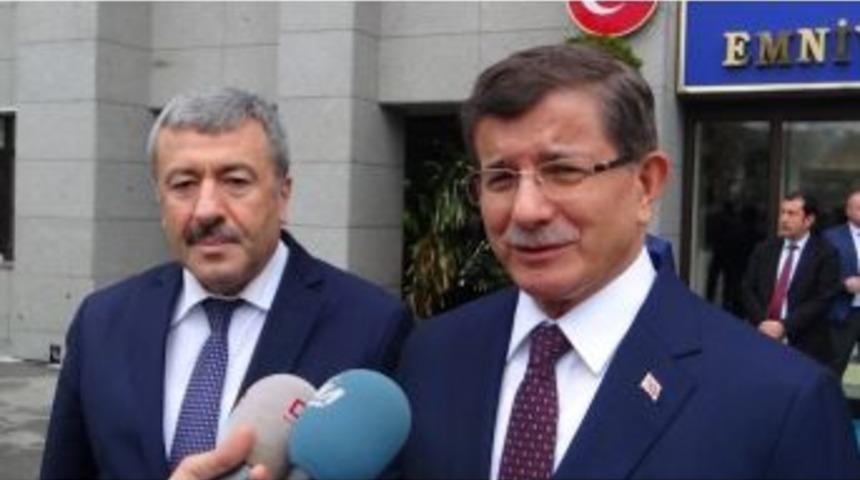 Ahmet Davutoğlu&rsquo;ndan İstanbul Emniyet M&uuml;d&uuml;rl&uuml;ğ&uuml;&rsquo;ne Taziye Ziyareti