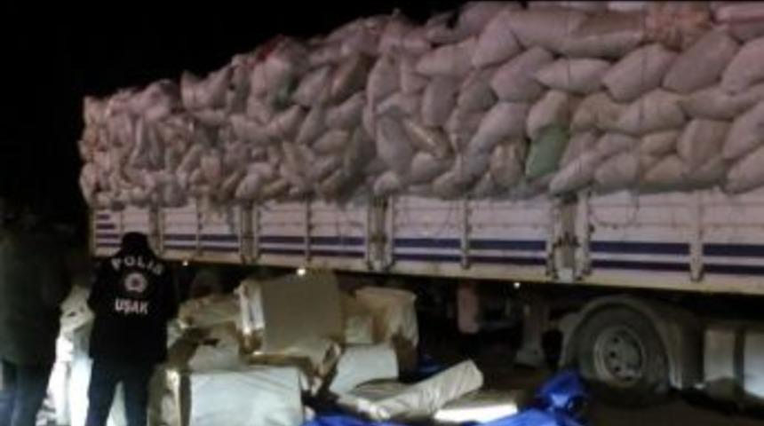 Uşak&rsquo;ta 50 Bin Paket Ka&ccedil;ak Sigara Ele Ge&ccedil;irildi