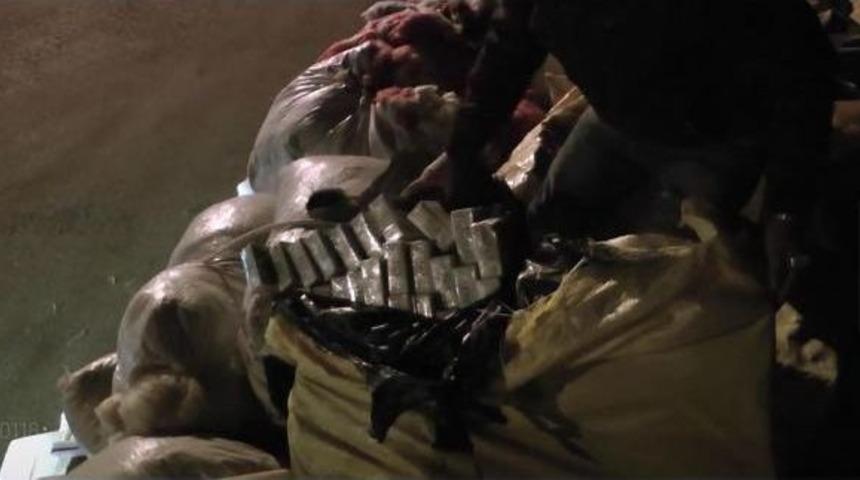 Uşak'ta Ka&ccedil;ak Sigara Ve Uyuşturucu Operasyonuna 4 Tutuklama