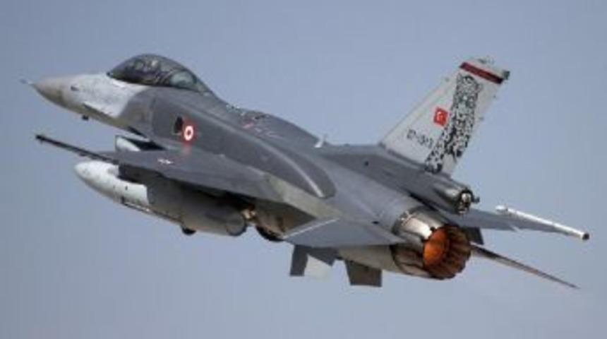 Diyarbakır'da F-16 Savaş U&ccedil;ağı D&uuml;şt&uuml;, Pilot Sağ Kurtuldu (2) - Yeniden