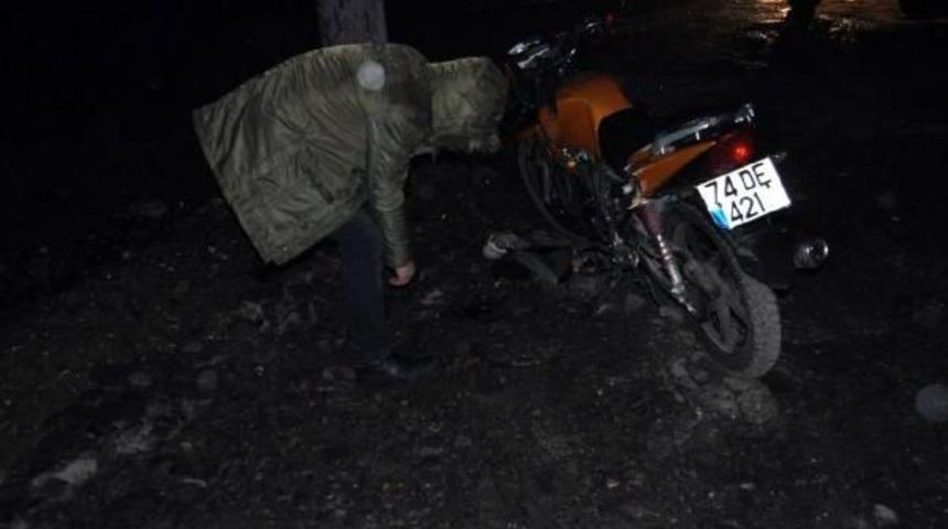 &Uuml;niversite &Ouml;ğrencisi Motosiklet Kazasında &Ouml;ld&uuml;