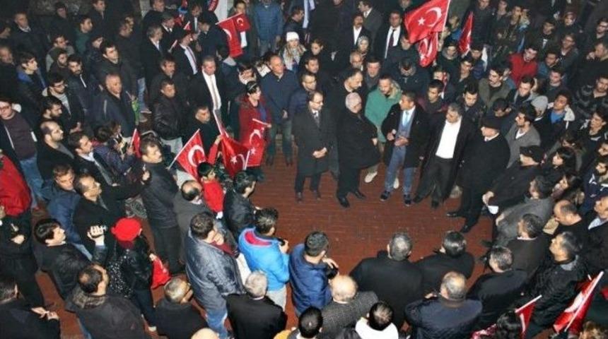 Bartın&rsquo;da &ldquo;ter&ouml;re Tepki Kardeşliğe Davet&rdquo; Mitingi