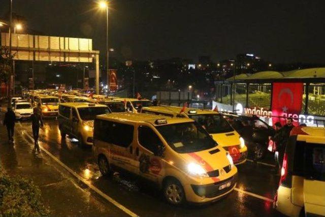 Taksi Ve Dolmuş Şoförleri, Terör Saldırısını Protesto Etti