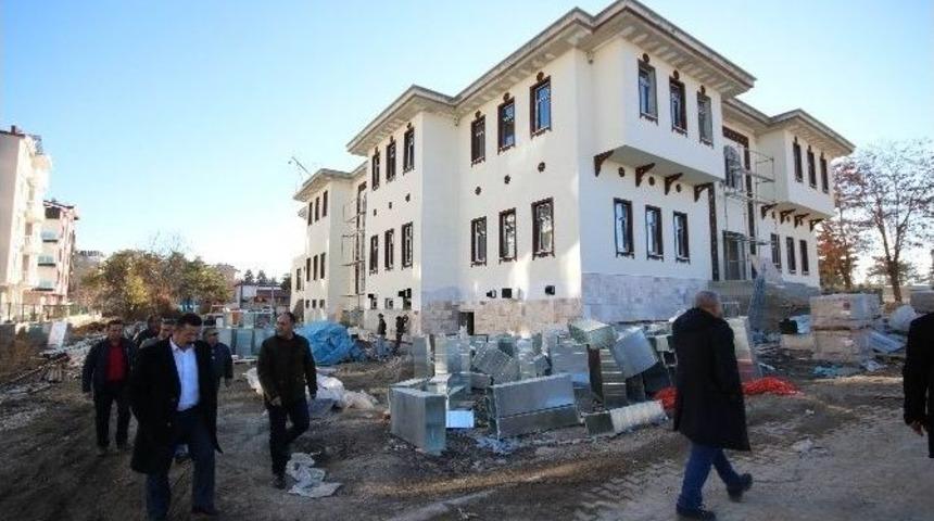 Başkan &Ouml;zaltun, Muhtarlarla Buluştu