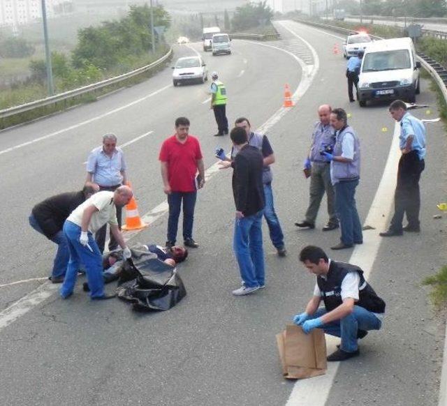 Eniştesini Vurup Otomobilden Attı, Ömür Boyu Hapisle Yargılanıyor