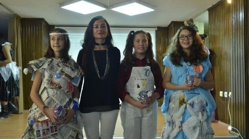 Geri D&ouml;n&uuml;ş&uuml;m Defilesi