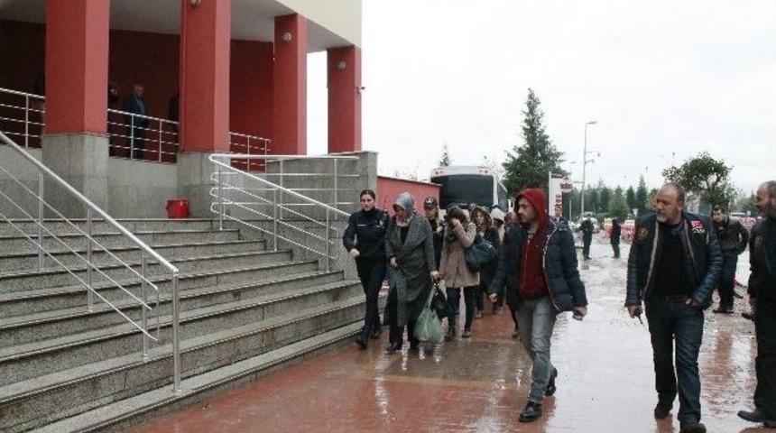 Kocaeli’de 8 Adli Katip Fetö’den Adliyeye Getirildi