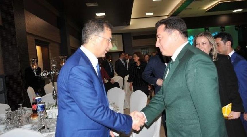 Kaymakam K&ouml;ksal Şakalar&rsquo;a Veda Yemeği