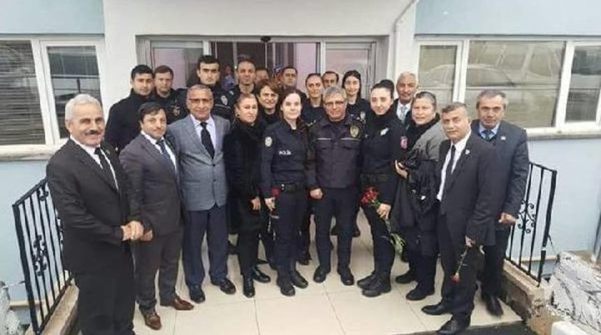 Samsun'da Muhtarlardan &Ccedil;evik Kuvvet'e Destek Ziyareti