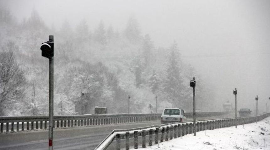 Bolu Dağı&rsquo;nda Kar Yağışı Başladı