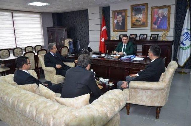 Boz&uuml;y&uuml;k&rsquo;ten Halep&rsquo;e Yardım Eli 1