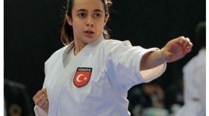 &Ouml;demişli Damla'ya Balkan Şampiyonası'nda Bronz Gururu