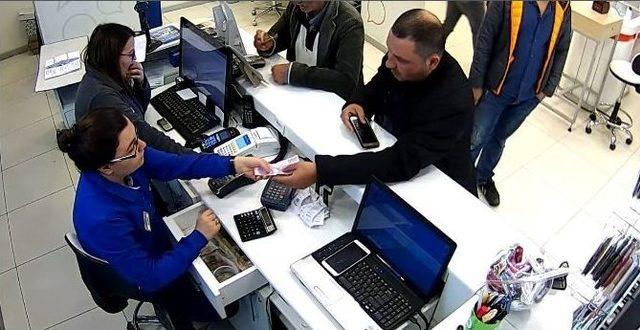 Antalya’da Gsm Bayiinde Dolandırıcılık