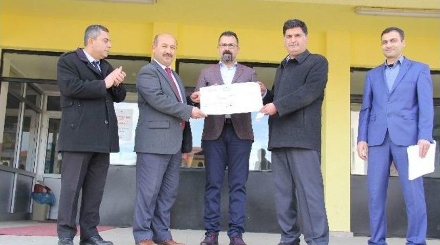 Minik Y&uuml;reklerden Suriye&rsquo;ye Yardım