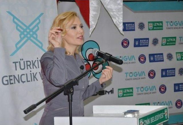 Darbe Gecesi Bildiri Okuyan Trt Spikeri, Bursa&rsquo;da Diksiyon Dersi Verdi 2