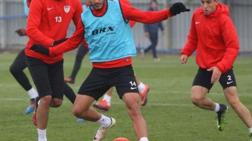 Manisaspor Teknik Direkt&ouml;r&uuml; Karafırtınalar'dan 3 Puan Iddiası