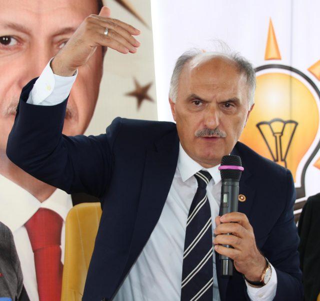 AK Parti'li Öztürk: Fındık fiyatı 3-4 dolar olmalıdır