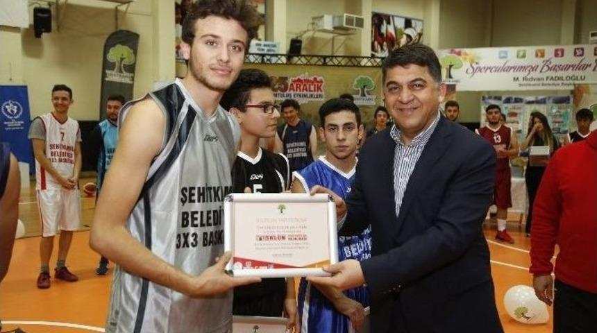 Şehitkamil Potada 8 &Uuml;lkeyi Buluşturdu