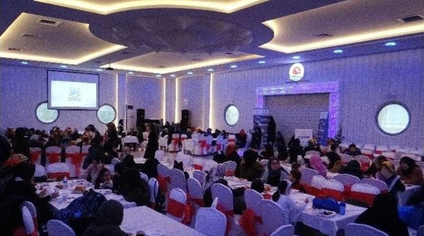 Atakum İhl &Ouml;ğrencilerinden Yetimlere Kardeş Eli