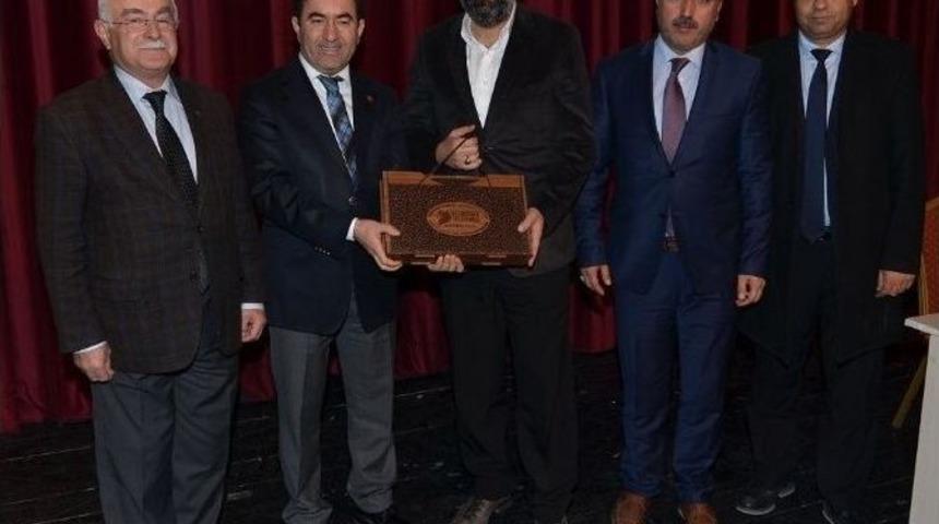 3.yeşilyurt Kitapyurdu Projesi Kapsamında &ldquo;muhammedi Şuur Ve Ahlak&rdquo; Konferansı Verildi