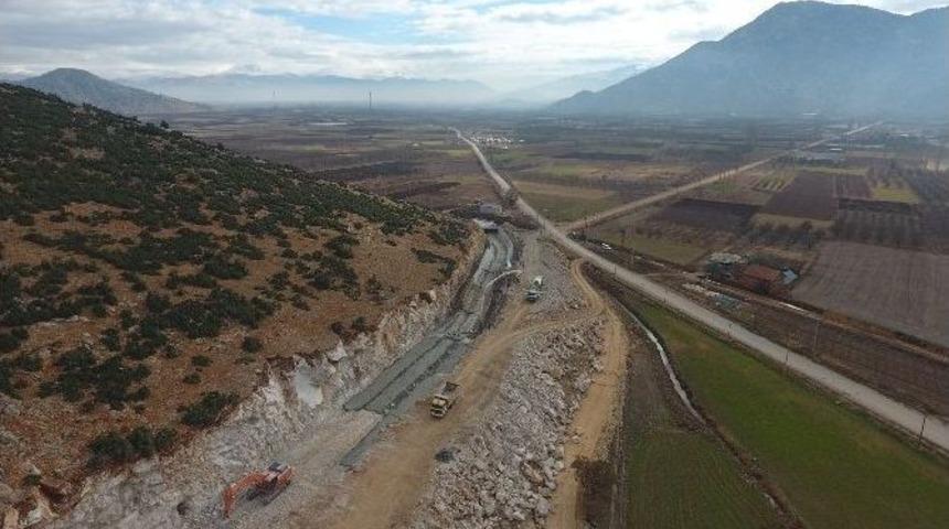 Elmalı Yuva&rsquo;da Taşkınlardan Koruna Projesi Devam Ediyor