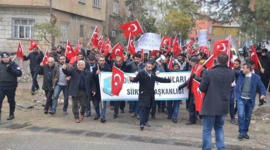 Siirtliler Ter&ouml;re Tepki İ&ccedil;in Sokaklara D&ouml;k&uuml;ld&uuml;
