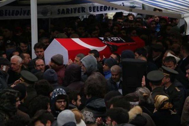 Terör Kurbanı Koç Üniversitesi Öğrencisi Görkem Yazıcı Son Yolculuğuna Uğurlandı (1)